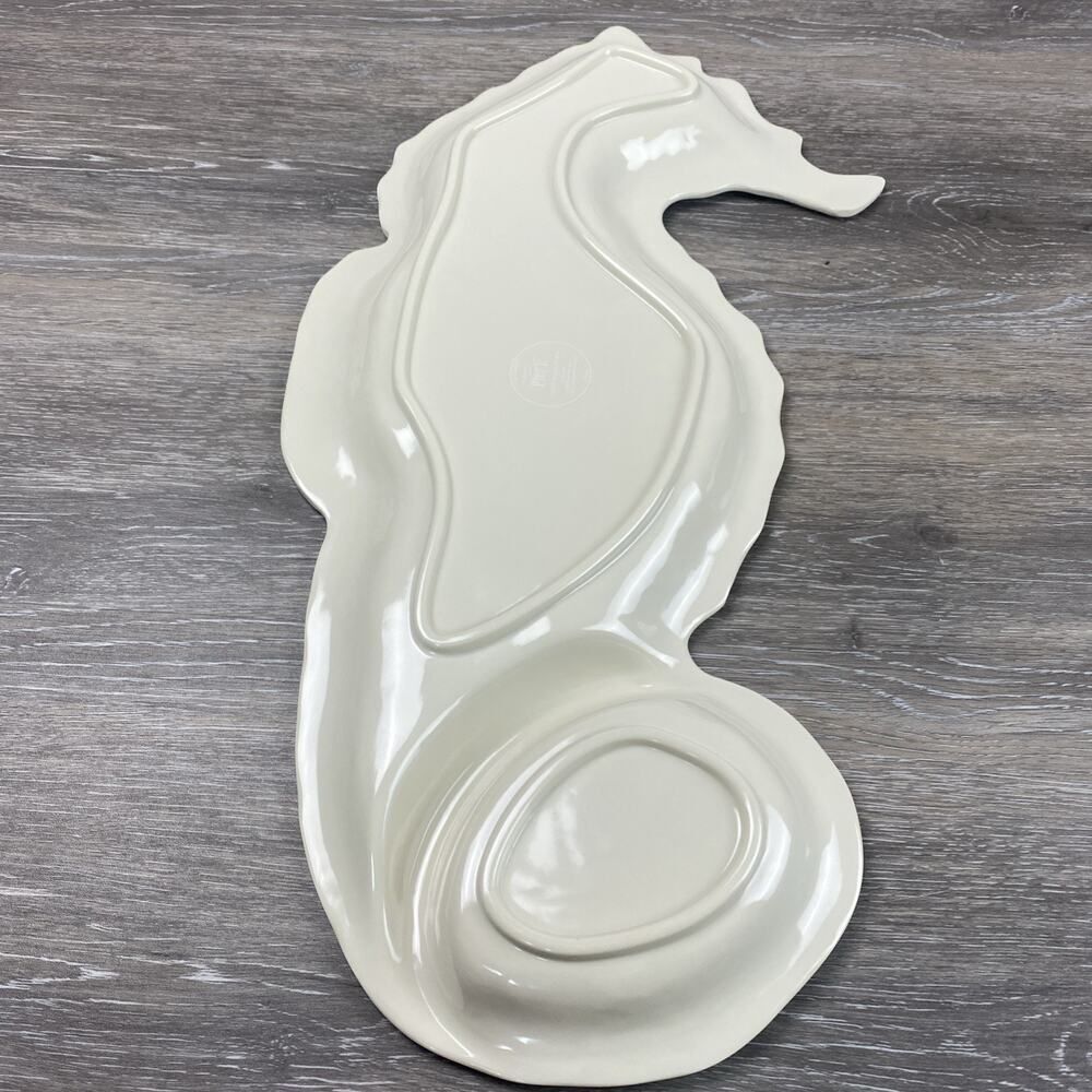 Pier 1 Imports Melamine Hors d'oeurve Plate "Spikey The Seahorse" 19” Aqua - Picture 4 of 5